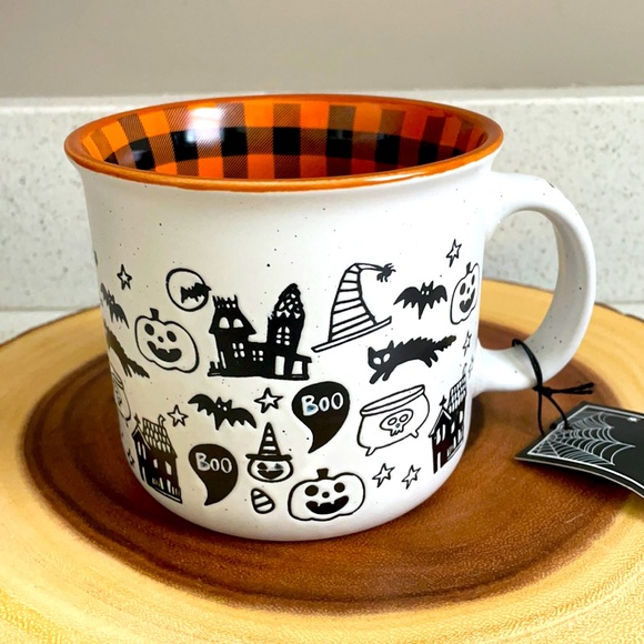 COBWEBS & CAULDRONS Other - TRICK OR TREAT ENGRAVED HALLOWEEN BOO HAUNTED HOUSE WITCH CAULDRON MOTIF MUG